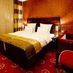 Hotel Columbus