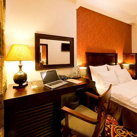 Columbus 3* קרקוב