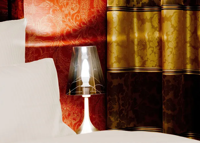 Columbus מלון 3*