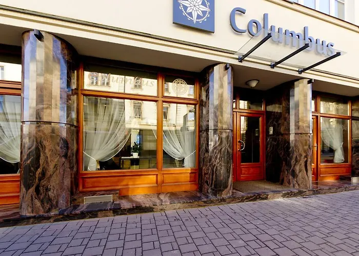 Columbus מלון 3*