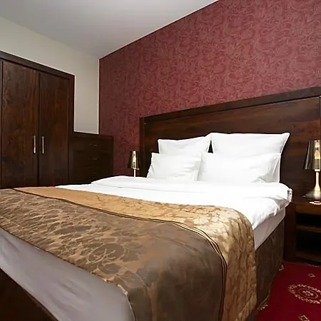 Szálloda Columbus 3*
