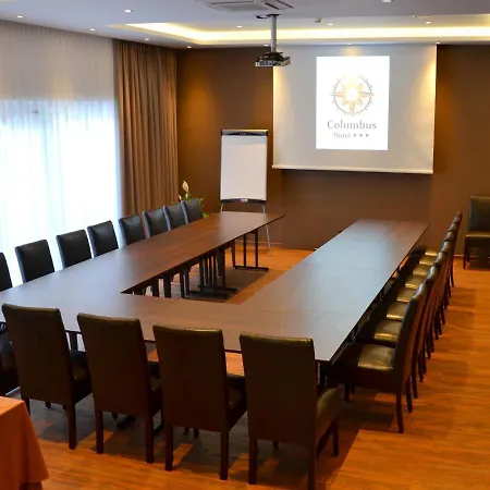 Columbus Hotel