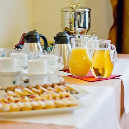 Columbus Szálloda 3*